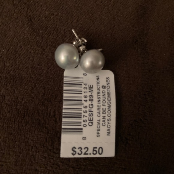 Belle de Mer Cultured Freshwater Button Pearl (8-9 mm) Stud Earrings - Gray - Picture 3 of 4